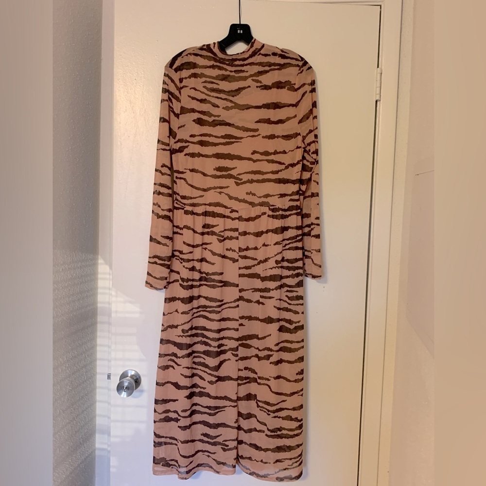 Tiger Print Midi Mesh Dress